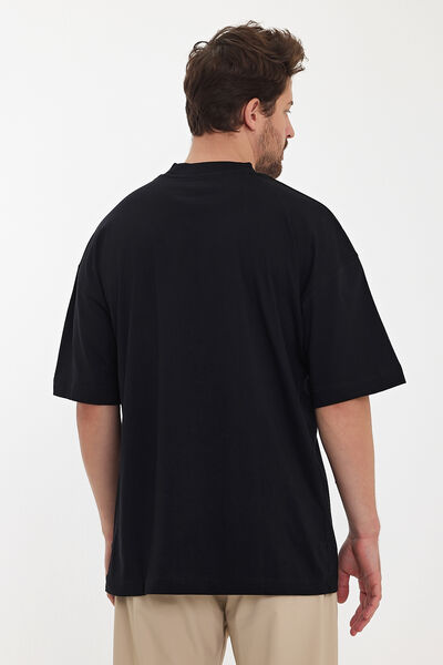 OVERSIZE T-SHIRT